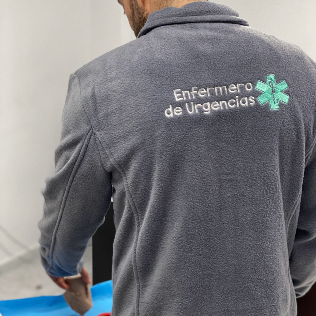 Chaqueta polar de enfermera azul marino personalizada con tu profesión y  nombre bordados