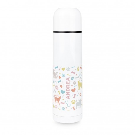 Termo veterinario blanco de 500 ml con estampado de perros, gatos, huellas y accesorios médicos en tonos pastel.