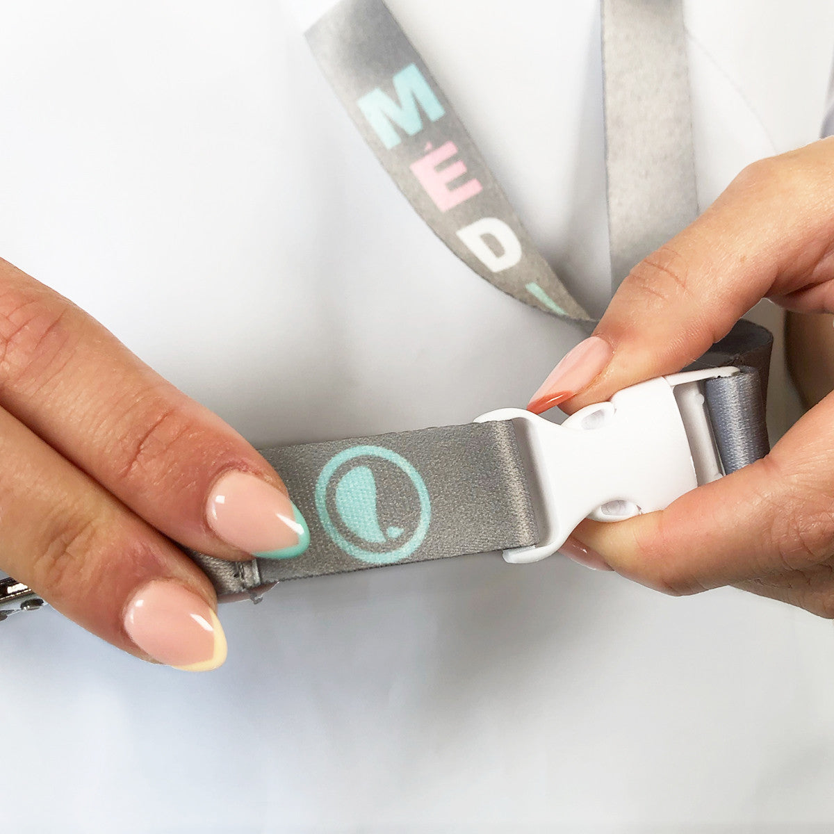 Eighties Multifunctional Lanyard - Doctor-5