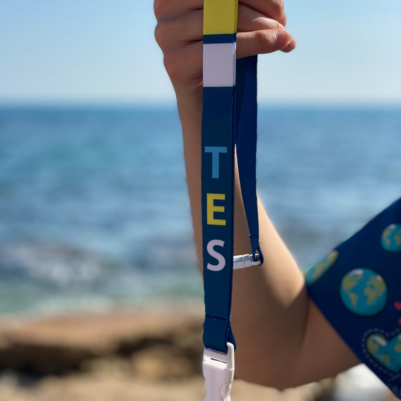 Eighties Multifunctional Lanyard - TES -zoom-