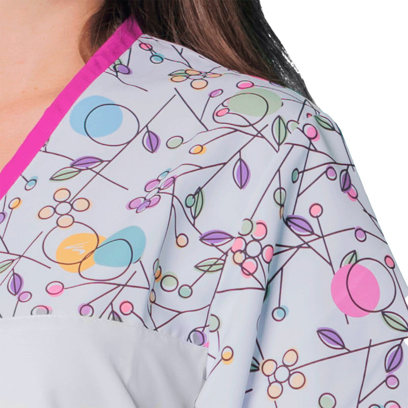V-neck scrub top | Durable twill with 3 pockets -zoom-
