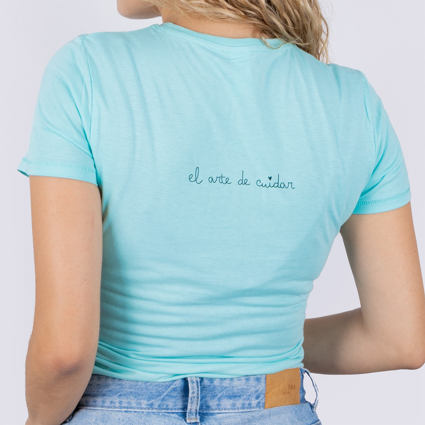 Eco Women's Aqua T-Shirt - Band-Aid @elartedecuidar_