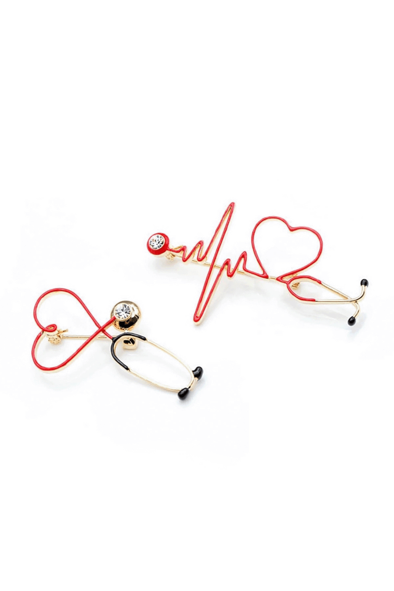 Red electrocardiogram clasp-zoom-