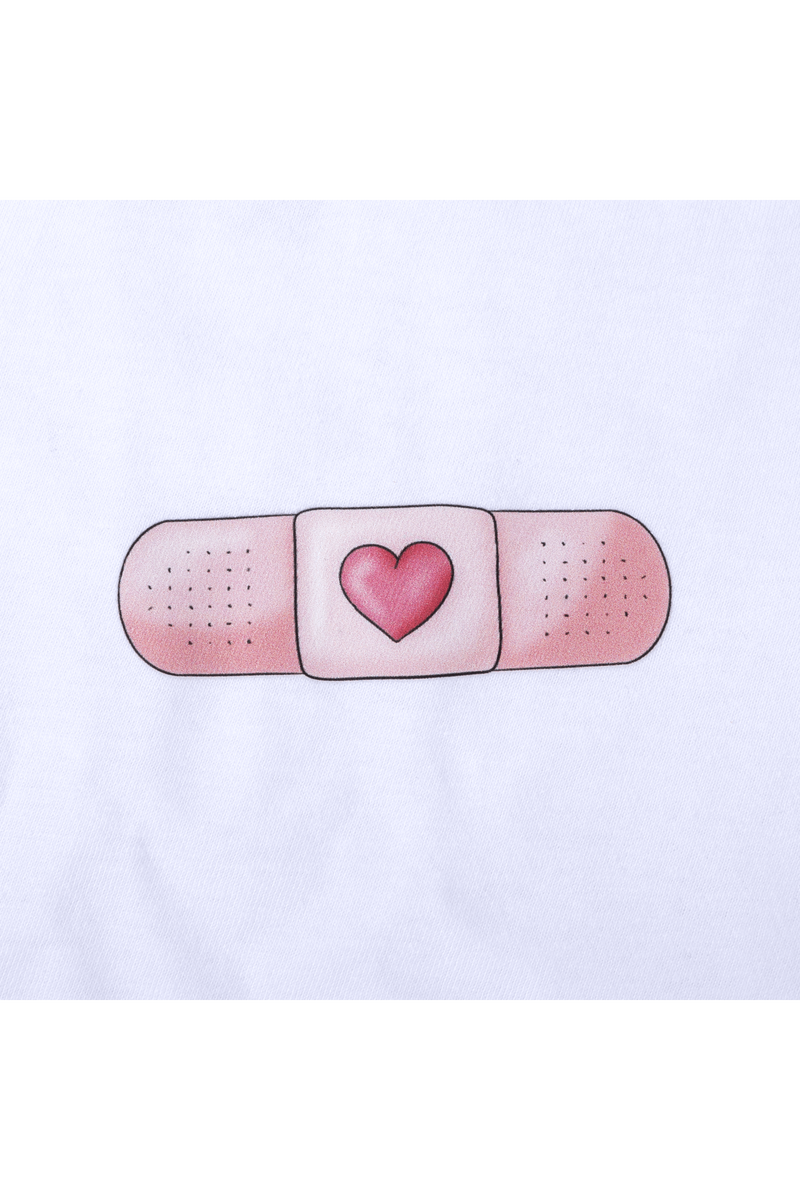 Women's white t-shirt - band-aid @elartedecuidar_-zoom-