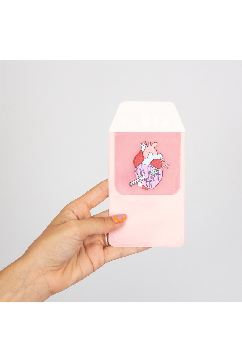 Pocket saver pen holder - Rebelheart @anni.ghtingale-zoom-