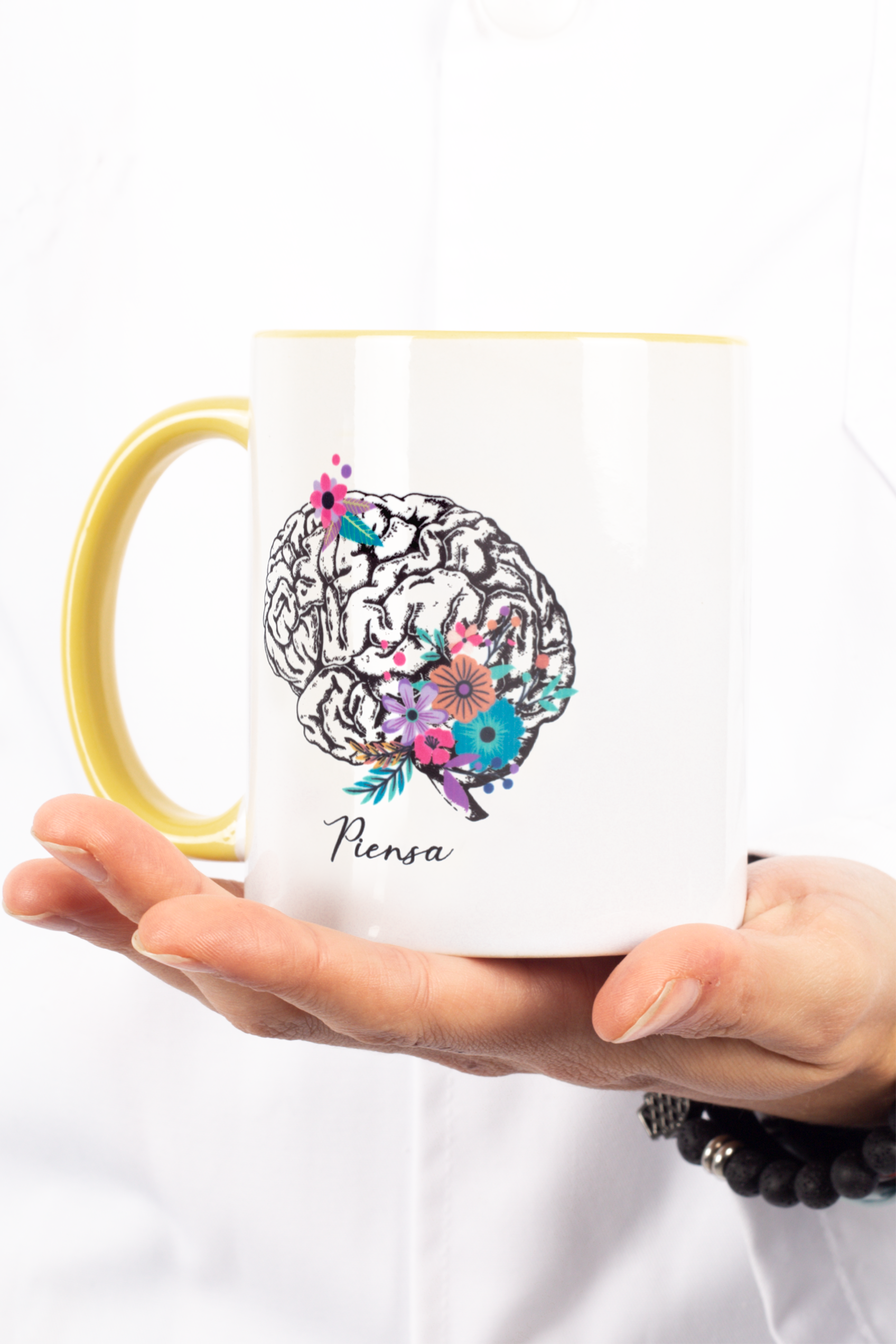 Taza cerámica amarilla - cerebro