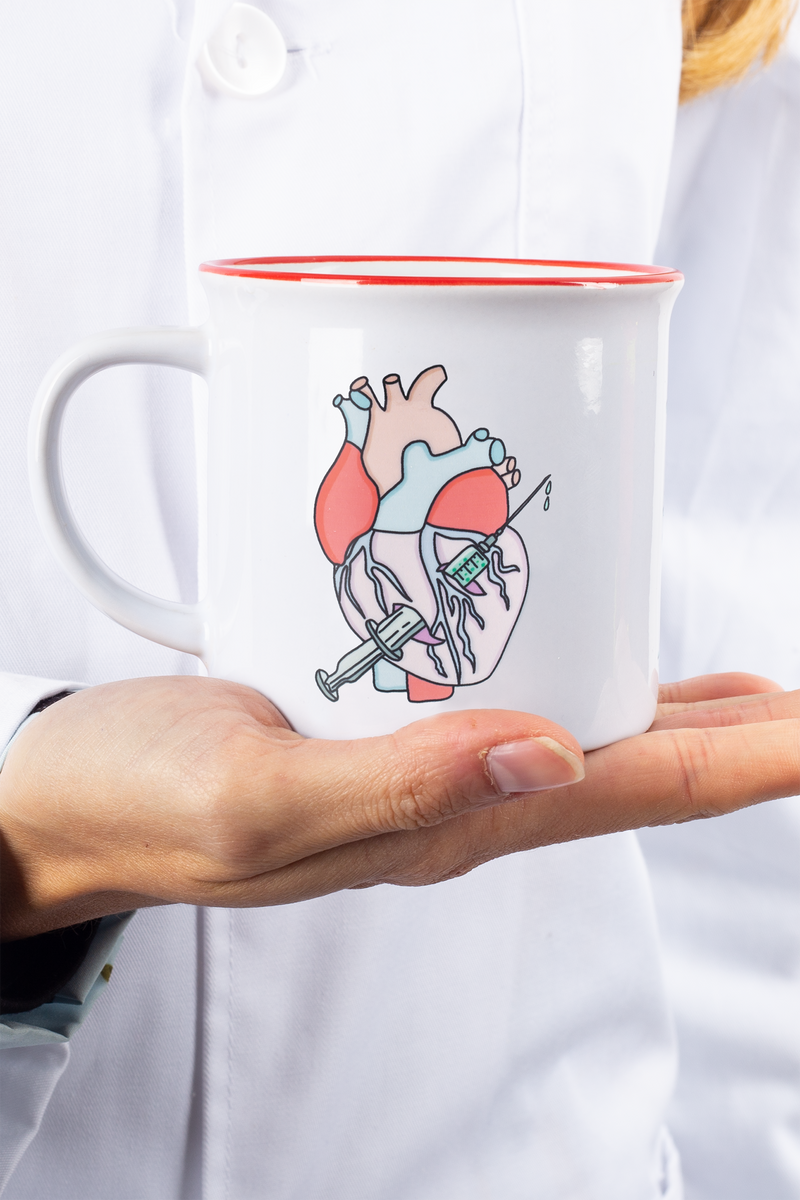 Red vintage ceramic mug - Rebelheart Col. @anni.ghtingale-zoom-