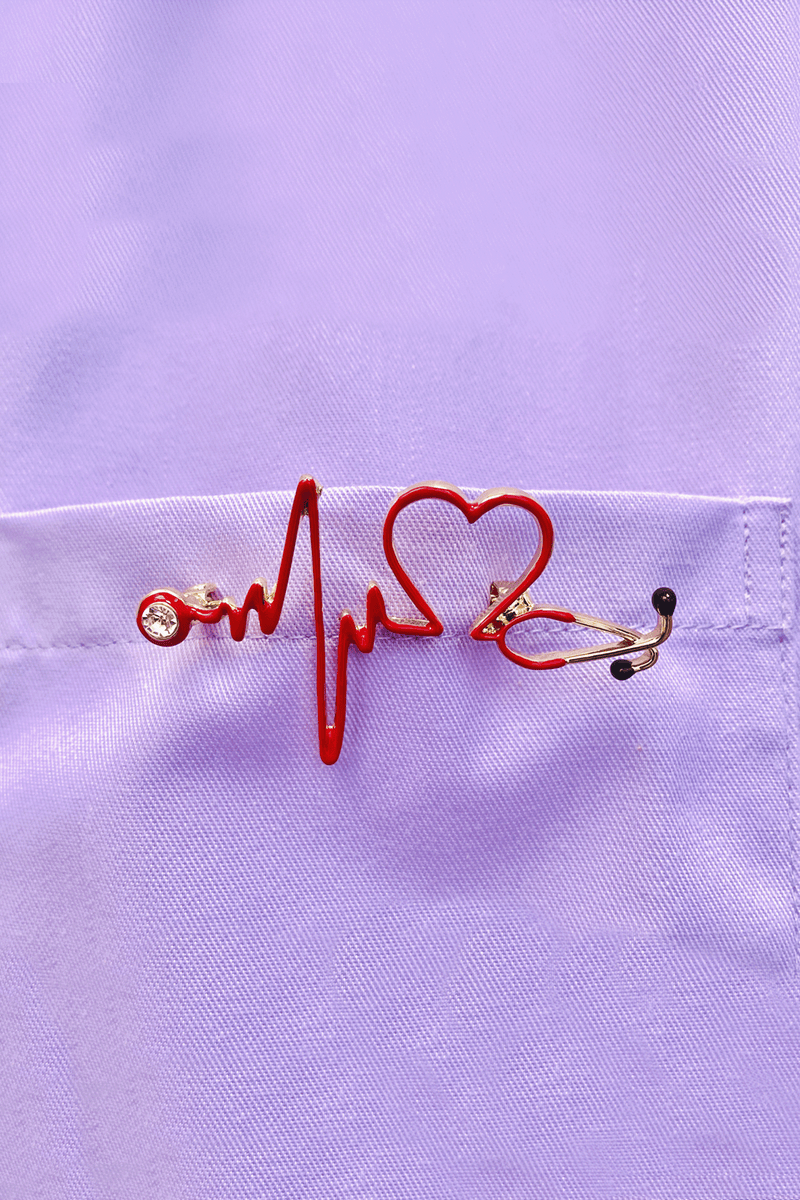 Broche electrocardiograma rojo-zoom-
